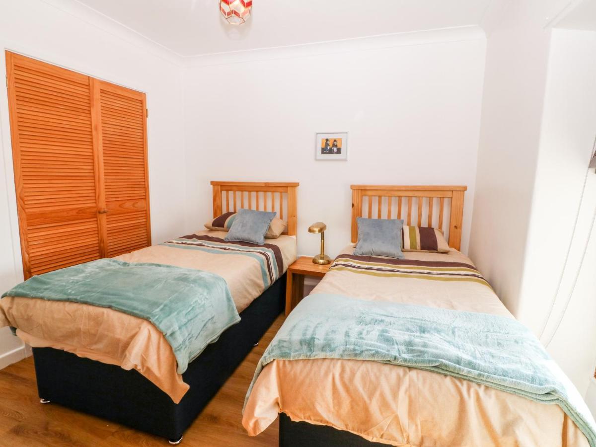 Holiday home Caer Rhos